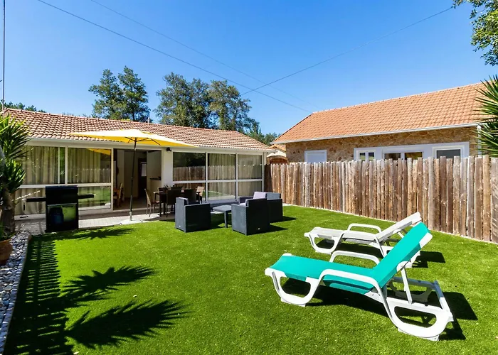 Rural Natura ليريا