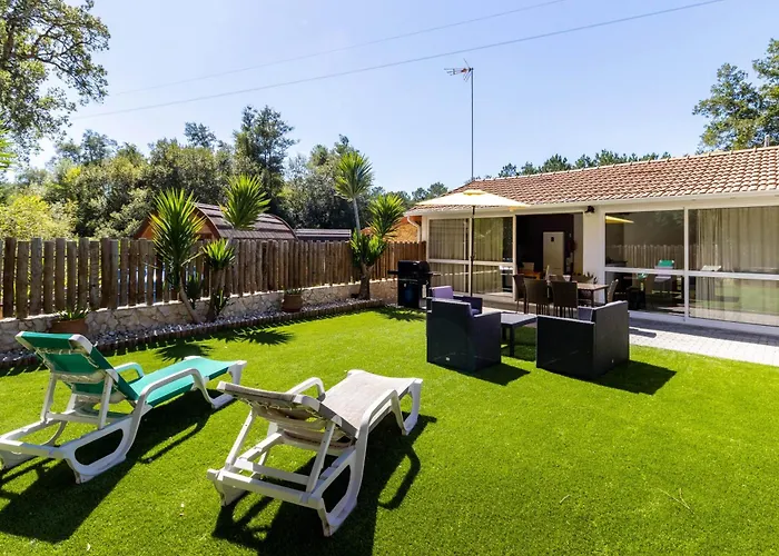 Rural Natura ليريا